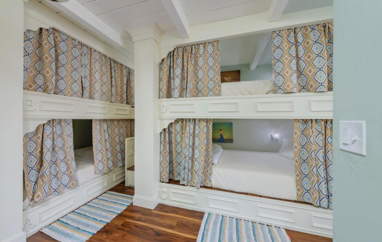 Smart Solution - Individual Private Bed-Pods In Gorgeous Shared Space - Women Only Dorm In Room 5 - Coed House - Full-Sized Mattresses In Individual Pods - With Built-In Private Storage - Gorgeous Shared Room - Affordable Luxury - Sparrow House 피닉스 외부 사진