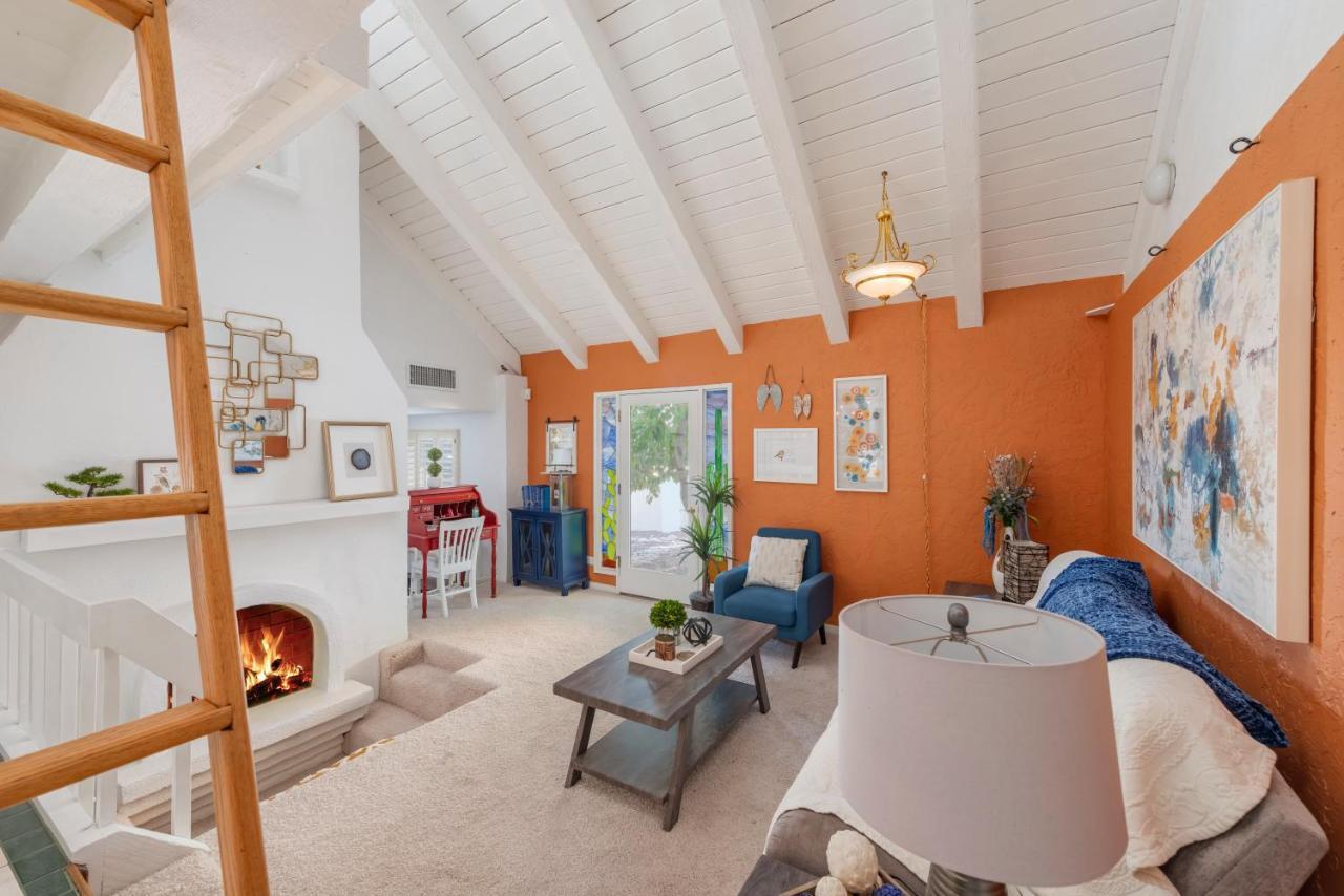 Smart Solution - Individual Private Bed-Pods In Gorgeous Shared Space - Women Only Dorm In Room 5 - Coed House - Full-Sized Mattresses In Individual Pods - With Built-In Private Storage - Gorgeous Shared Room - Affordable Luxury - Sparrow House 피닉스 외부 사진